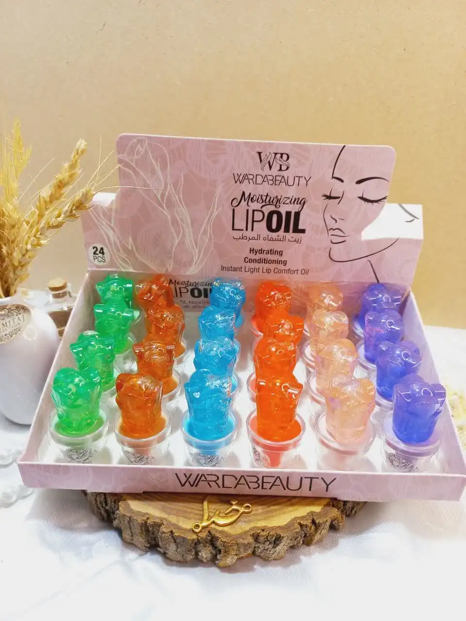 برق لب شاین دار طرح گل وردا بیوتی warda beauty کد WB 2242206 | پخش عمده