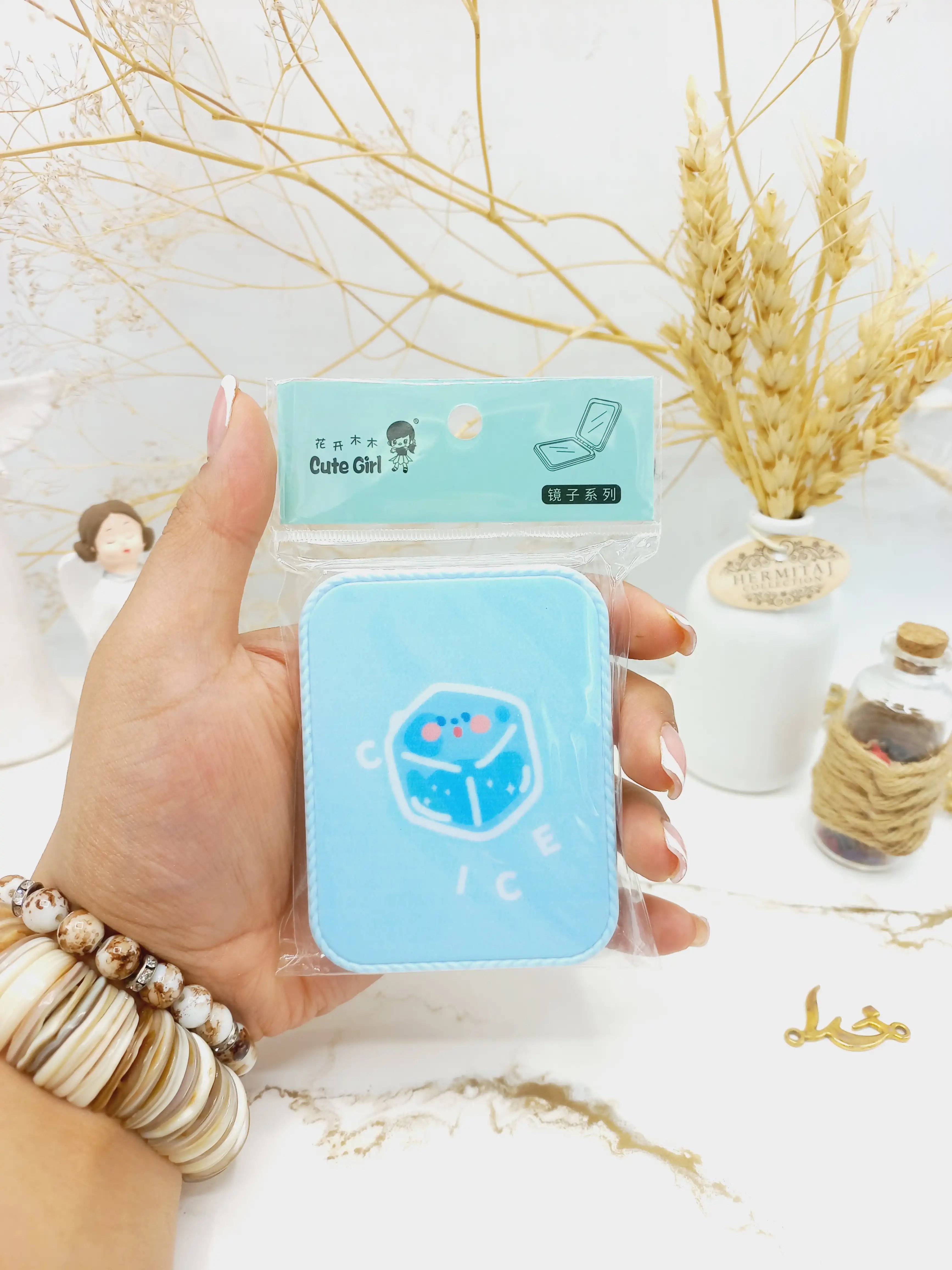 آینه فانتزی شانه دار کد 2024