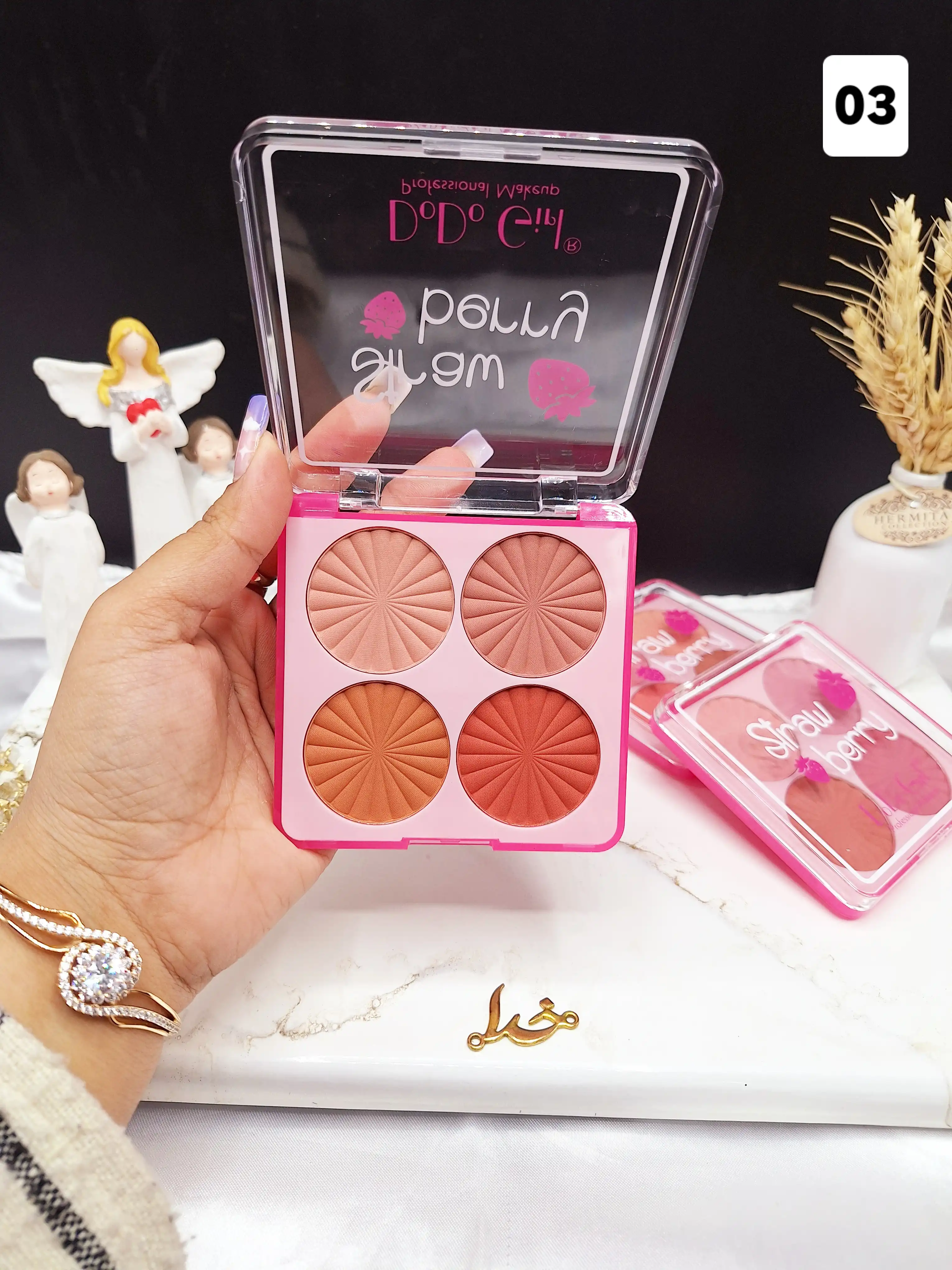 پالت سایه چهار رنگ طرح صدف D.Do Girl کد D4186
