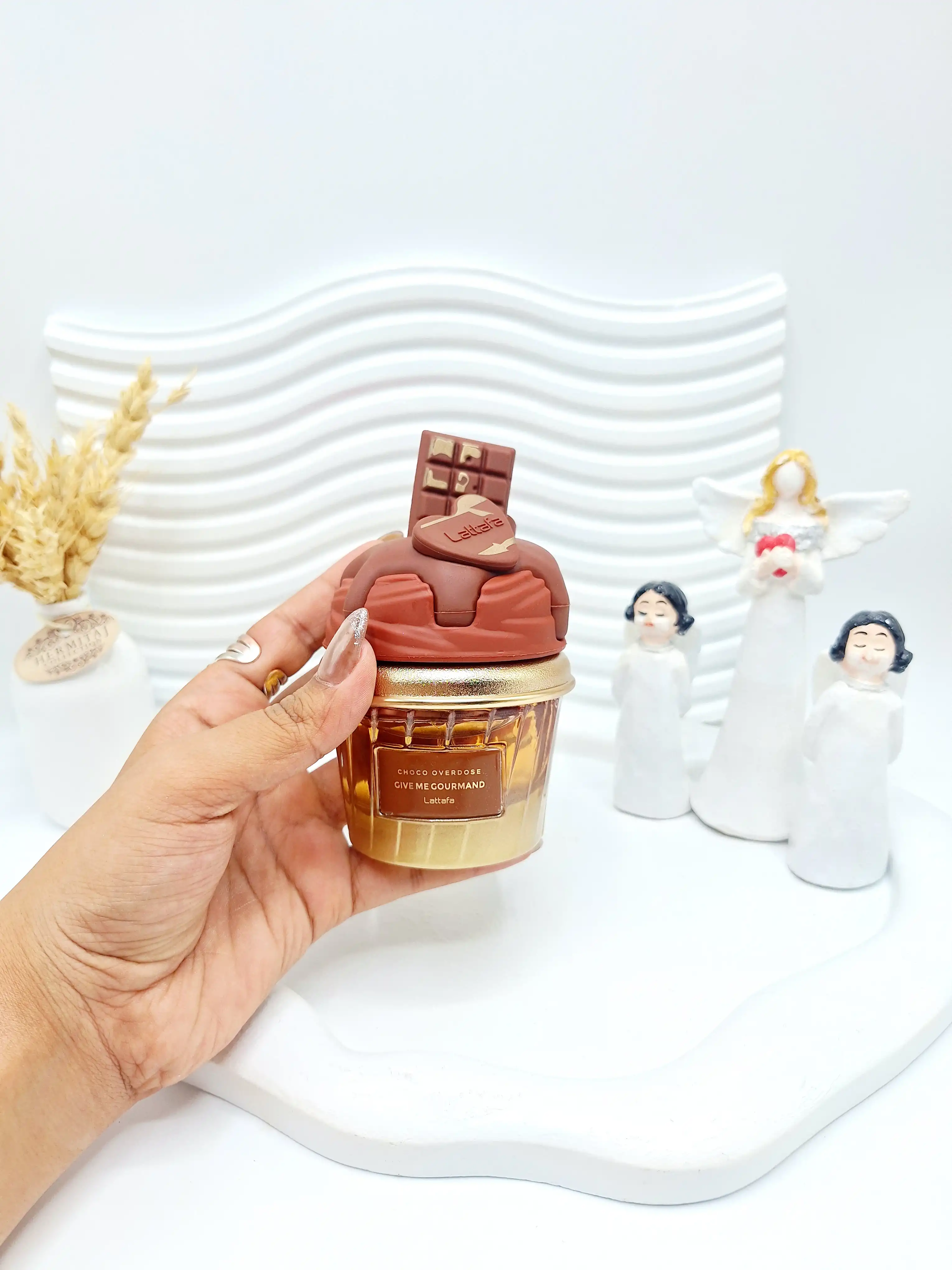 ادکلن طرح کاپ کیک لطافه خوشبو کد 9679
