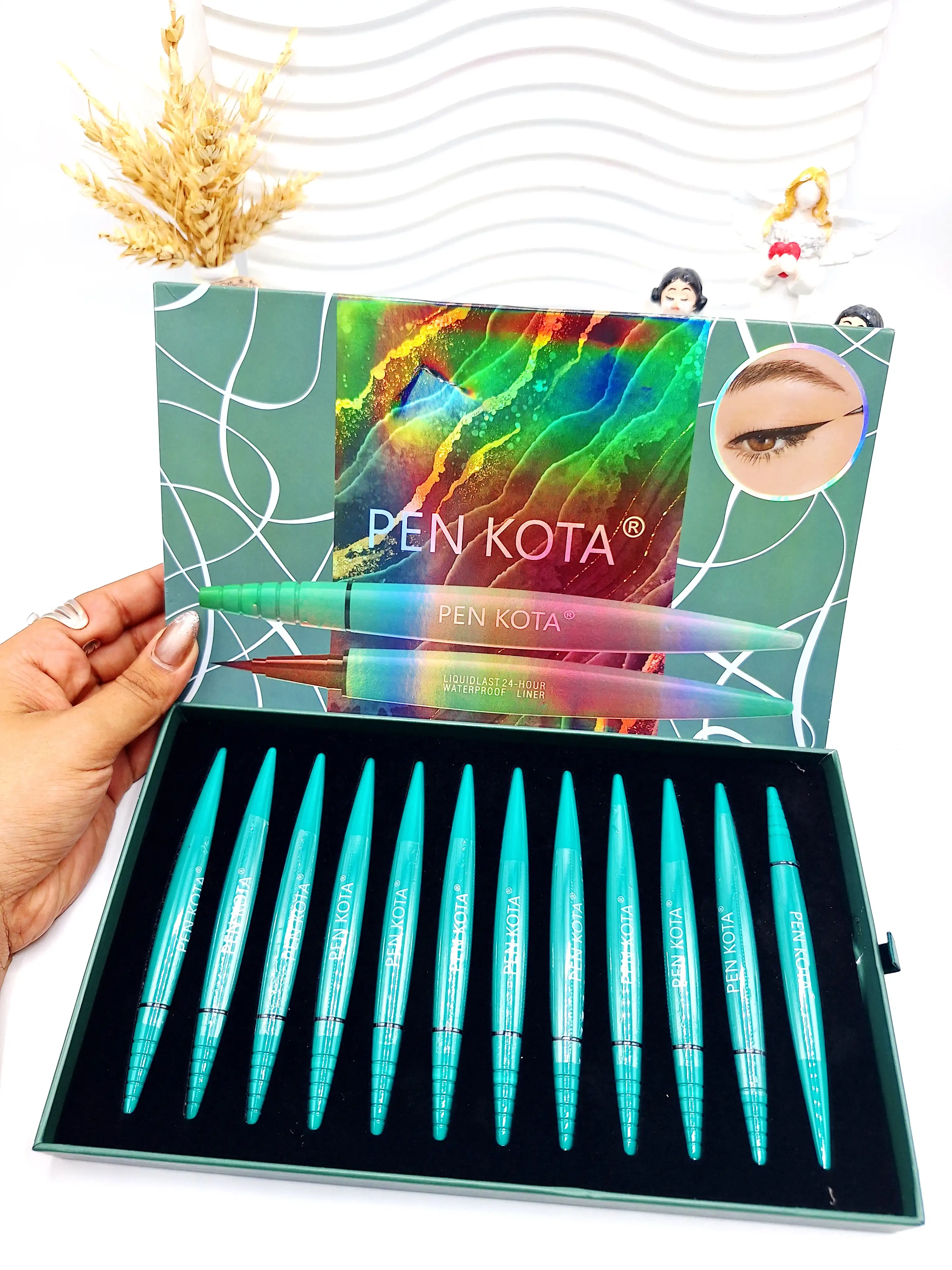 خط چشم مشکی پوکه سبز با کیفیت برند PEN KOTA کد 0180